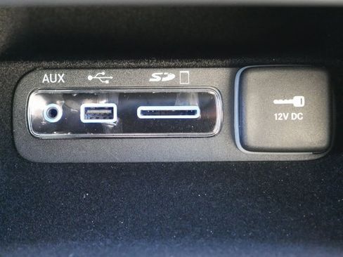 Used 2016 Jeep Grand Cherokee Overland w/ Advanced Technology Group image 23