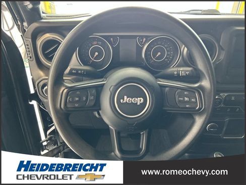 Used 2023 Jeep Wrangler Sport AWD/4WD image 21