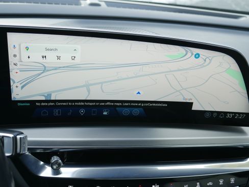 Certified 2024 Cadillac Lyriq Luxury image 18