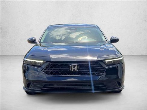 Certified 2025 Honda Accord LX image 2