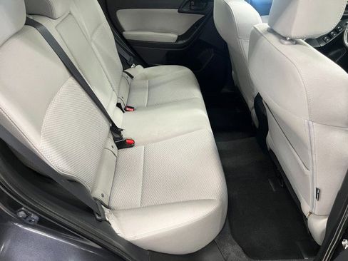 Used 2015 Subaru Forester 2.5i Premium image 38