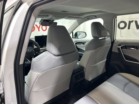Used 2025 Toyota RAV4 Limited w/ Advanced Technology Package AWD/4WD image 19