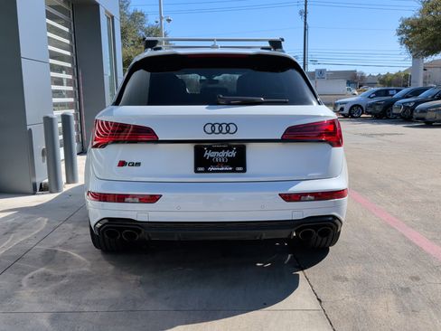 Used 2024 Audi SQ5 Premium Plus w/ Premium Plus Package image 9