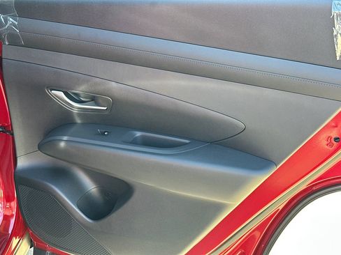 New 2026 Hyundai Tucson SEL FWD image 17