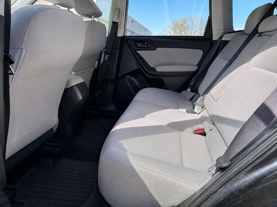Used 2015 Subaru Forester 2.5i Premium AWD/4WD image 13