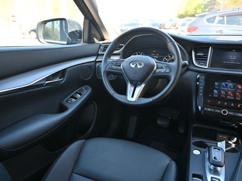 Used 2023 INFINITI QX50 Pure AWD/4WD image 11
