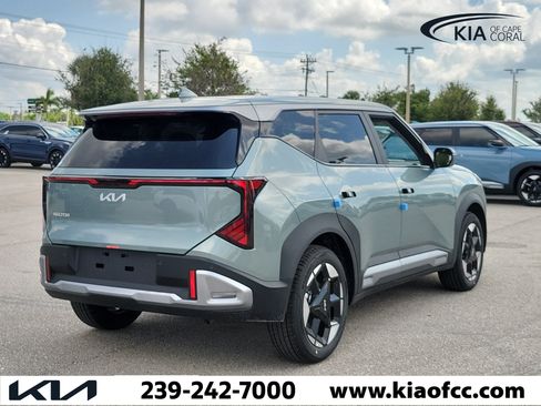 New 2027 Kia Seltos S FWD image 6