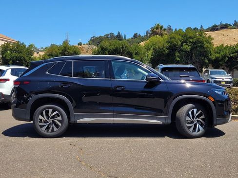 New 2025 Volkswagen Tiguan S image 2