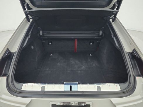 Used 2018 Porsche Panamera 4S image 31