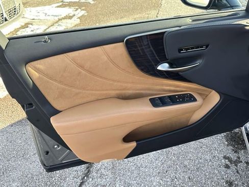 Used 2022 Lexus LS 500 AWD image 22