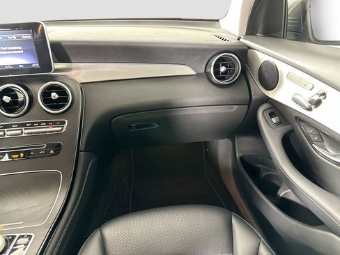 Used 2019 Mercedes-Benz GLC 300 GLC 300 image 24