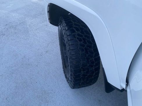 Used 2023 Toyota 4Runner TRD Off-Road Premium image 28