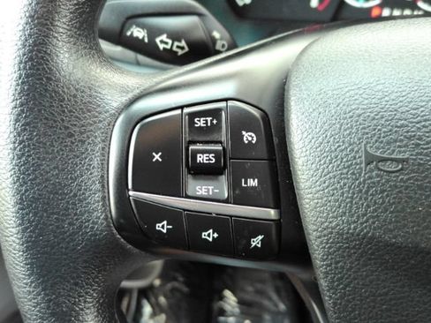 Used 2025 Ford Transit 350 XLT RWD image 28