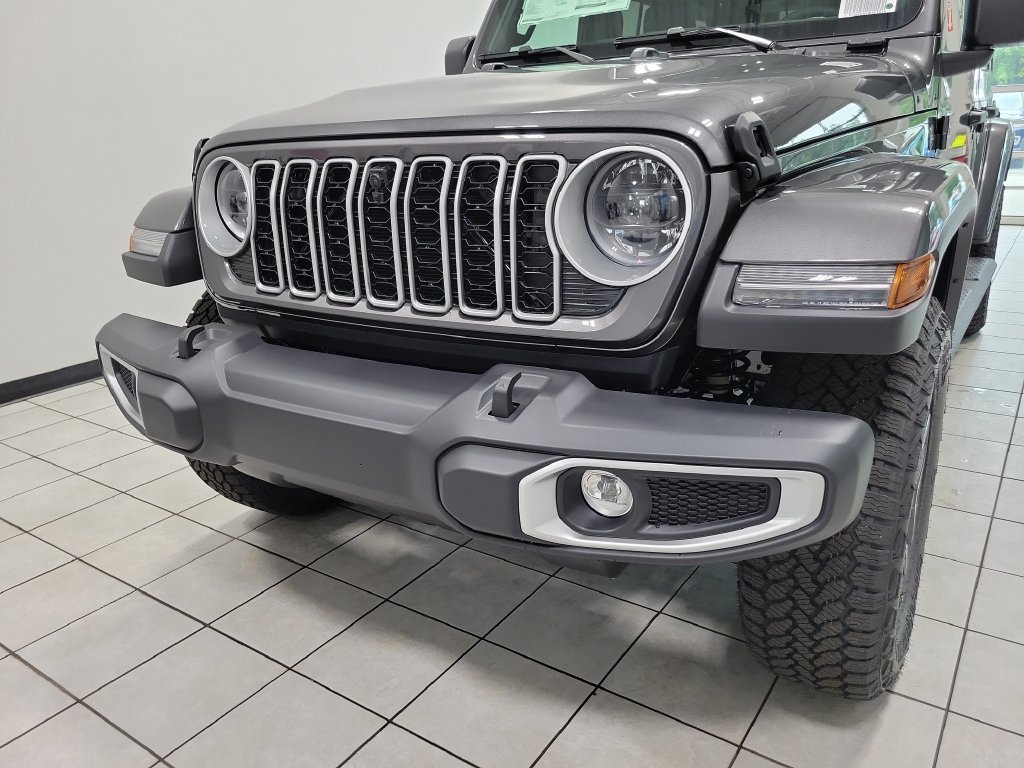 New 2026 Jeep Wrangler Unlimited Sahara w/ Technology Group AWD/4WD image 15