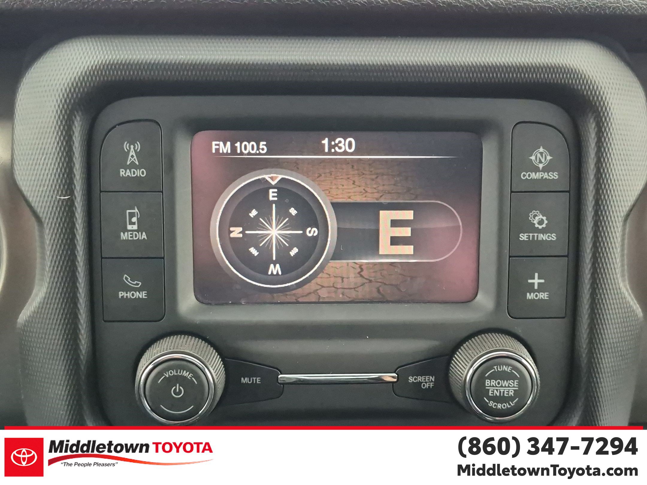 Used 2021 Jeep Wrangler Sport AWD/4WD image 23