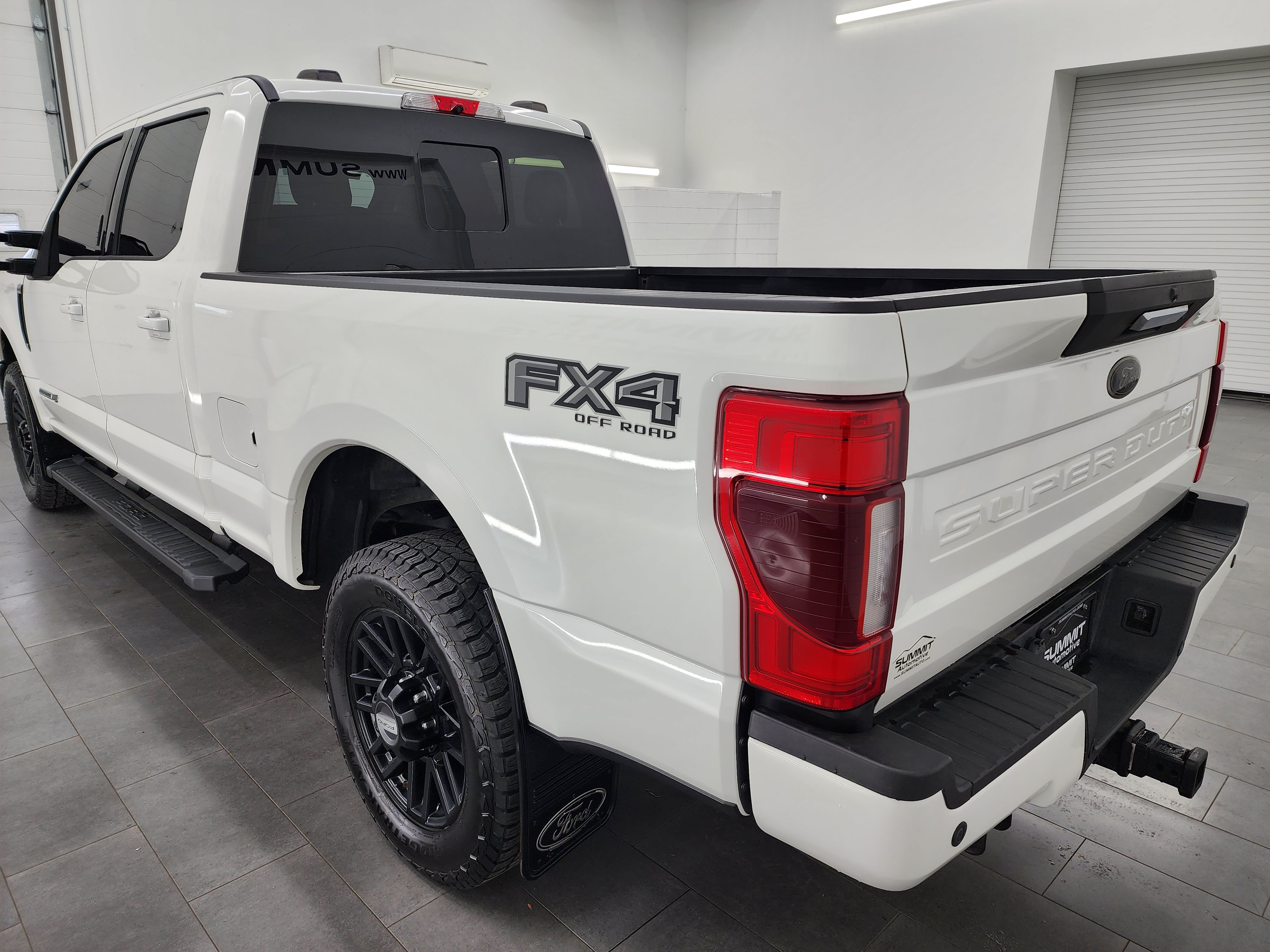 Used 2022 Ford F350 Lariat w/ Black Appearance Package AWD/4WD image 6