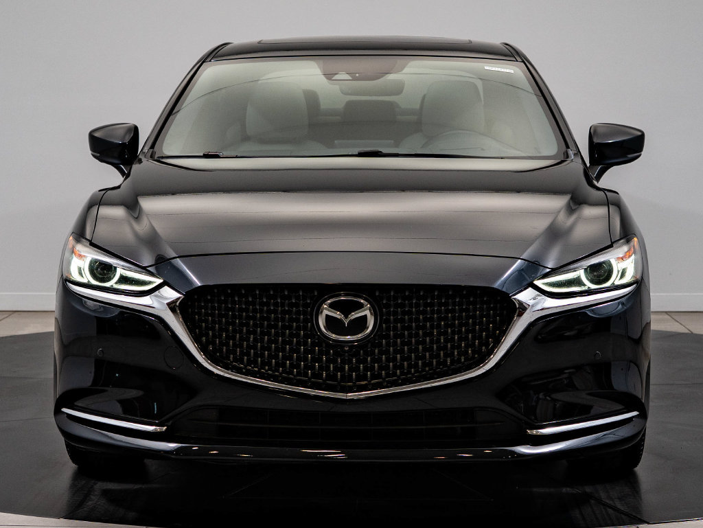 Used 2018 MAZDA MAZDA6 Signature FWD image 2