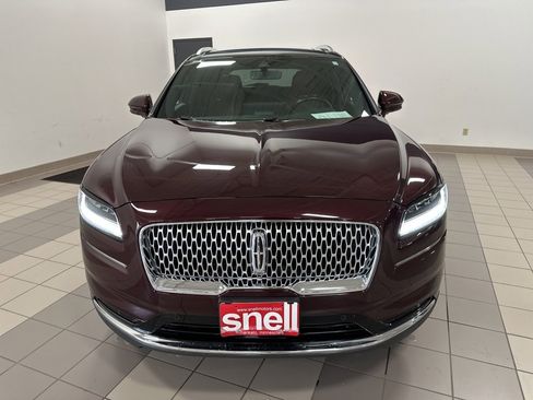 Used 2022 Lincoln Nautilus Reserve w/ Equipment Group 201A image 9