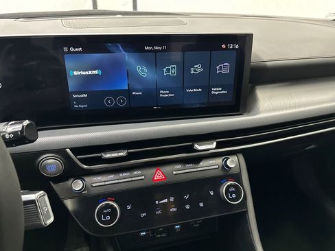 Used 2025 Hyundai Sonata SEL FWD image 27