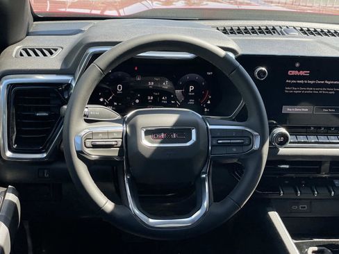 New 2026 GMC Canyon Elevation w/ Convenience Package image 10