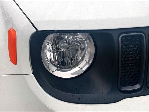 Used 2023 Jeep Renegade Trailhawk image 32