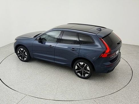 New 2026 Volvo XC60 B5 Plus w/ Climate Package PRO AWD/4WD image 35
