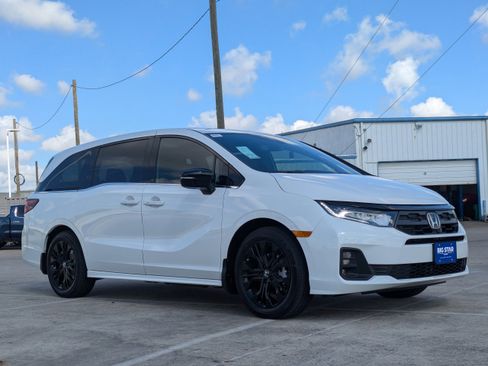 New 2026 Honda Odyssey Sport-L image 2