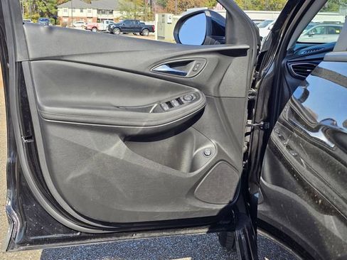 Used 2023 Buick Encore GX Select w/ Sport Touring Package image 15