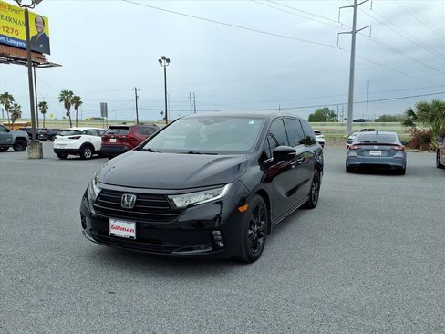Certified 2023 Honda Odyssey Sport image 4