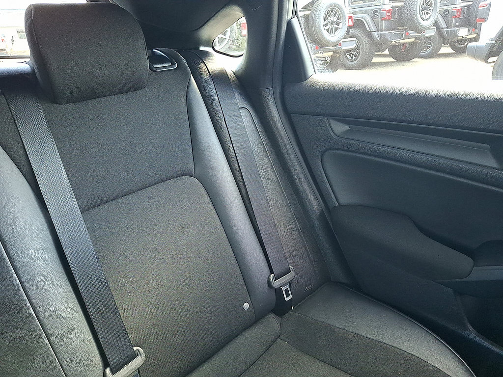 Used 2022 Honda Civic Sport image 40