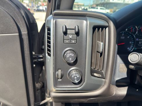 Used 2019 Chevrolet Silverado 1500 LT w/ All Star Edition AWD/4WD image 16