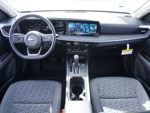 New 2026 Nissan Kicks SV image 11