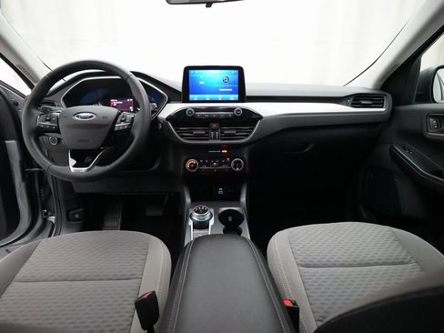 Used 2022 Ford Escape SE w/ Cold Weather Package image 5