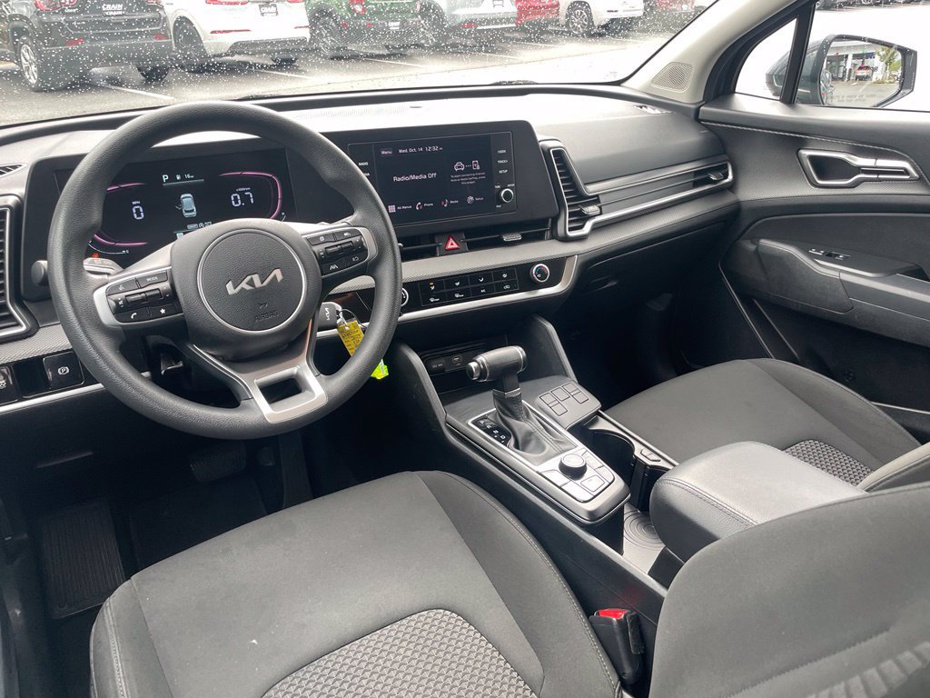 Used 2023 Kia Sportage LX FWD image 22