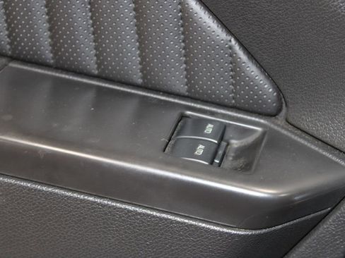 Used 2011 Ford Mustang Shelby GT500 w/ SVT Performance Pkg RWD image 40