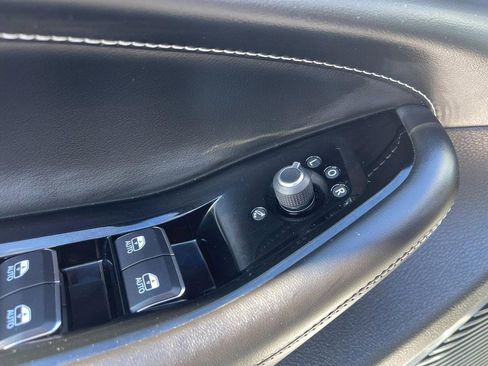 Used 2021 Jeep Grand Cherokee L Overland w/ Luxury Tech Group IV image 32