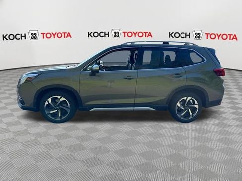 Used 2024 Subaru Forester Touring AWD/4WD image 4