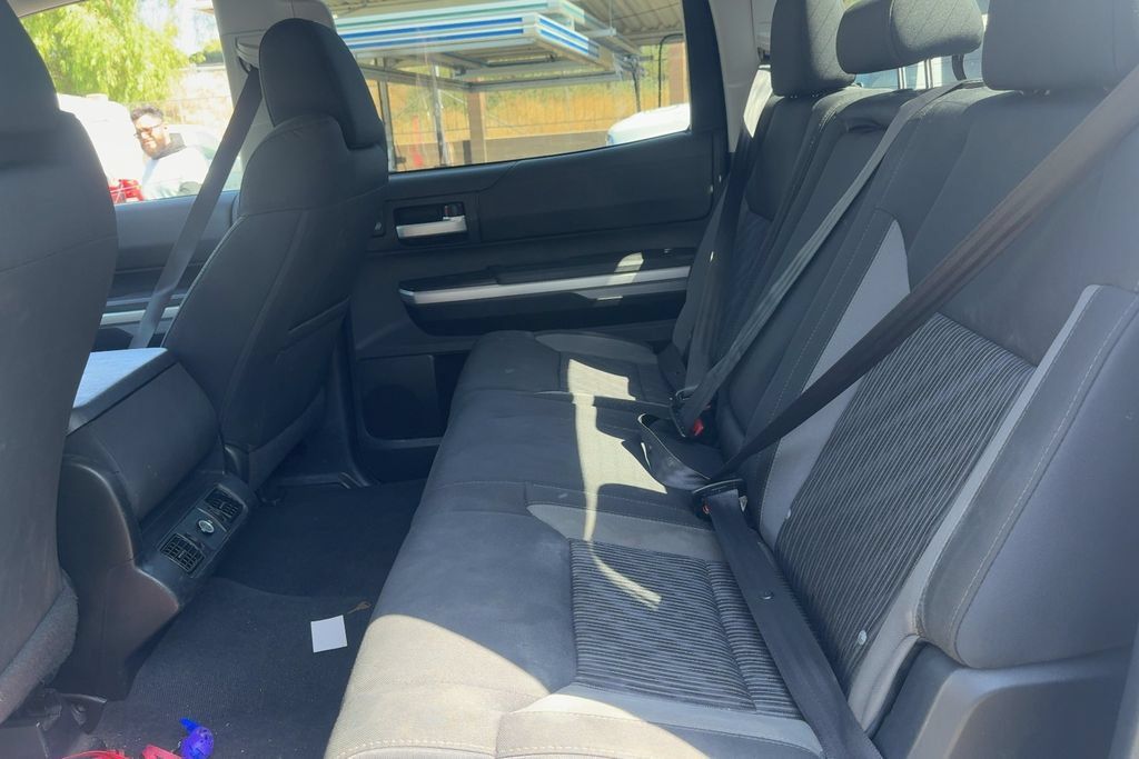 Used 2015 Toyota Tundra SR5 RWD image 12