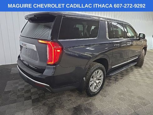 Used 2023 GMC Yukon XL Denali AWD/4WD image 10