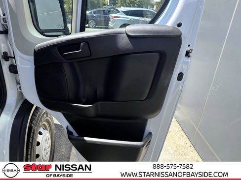 Used 2022 RAM ProMaster 1500 w/ Driver Convenience Group FWD image 11