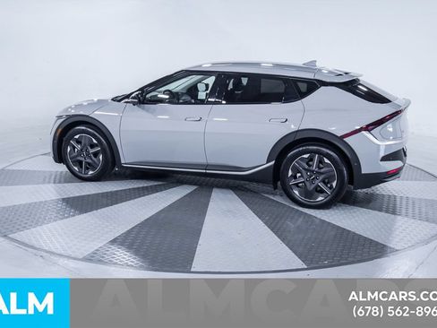 Used 2025 Kia EV6 Light w/ Light LR Technology Package RWD image 5
