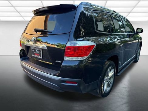 Used 2012 Toyota Highlander Limited w/ Tow Pkg AWD/4WD image 5