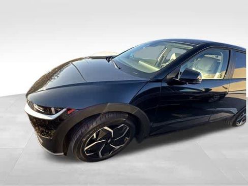 Certified 2023 Hyundai Ioniq 5 SEL w/ Cargo Package image 8