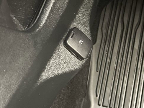 Used 2019 Ford Edge SEL w/ Equipment Group 201A image 24