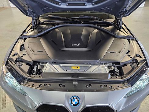 Certified 2023 BMW i4 eDrive35 w/ Premium Package RWD image 9