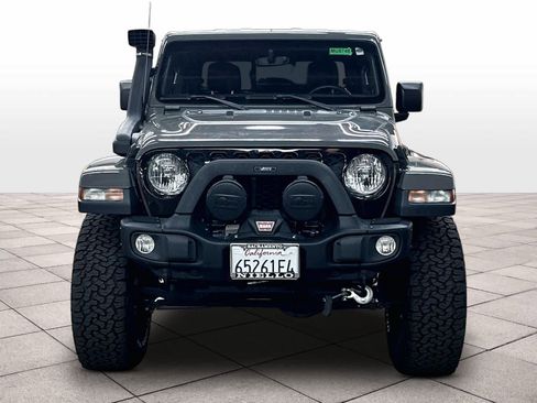 Used 2021 Jeep Gladiator Sport AWD/4WD image 3