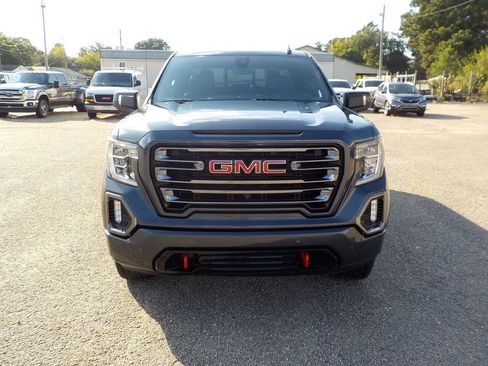 Used 2019 GMC Sierra 1500 AT4 w/ AT4 Premium Package AWD/4WD image 8