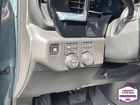 Used 2026 Chevrolet Silverado 1500 LT Trail Boss w/ Safety Package AWD/4WD image 16