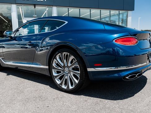 Certified 2023 Bentley Continental GT Mulliner AWD/4WD image 9