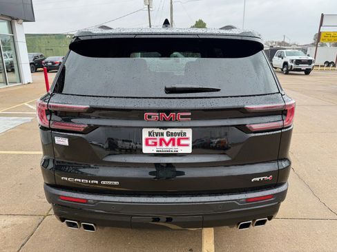 Certified 2025 GMC Acadia AT4 w/ Luxury Package image 4